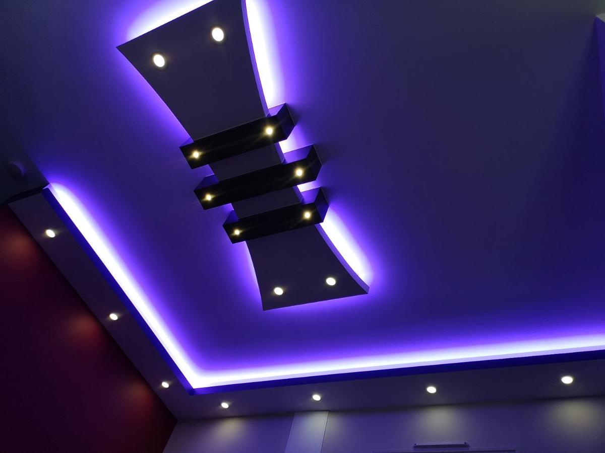 Appartement Moderne Avec Balneotherapie แม-เล-แบ็ง ภายนอก รูปภาพ