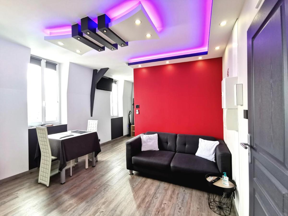 Appartement Moderne Avec Balneotherapie แม-เล-แบ็ง ภายนอก รูปภาพ